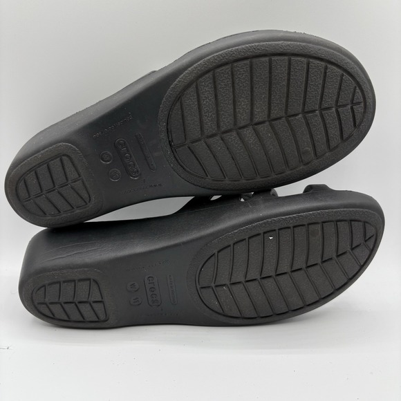 CROCS Black Women's Sandals size 11 regular - Picture 6 of 6